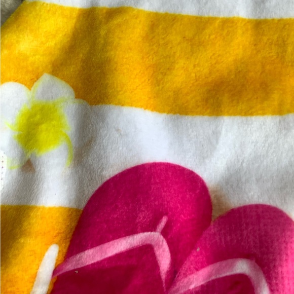 Cutetitos Islanditos Vasuc Fun Toucanito Plush Bird Stuffed Animal Toy with Wrap - Picture 8 of 14